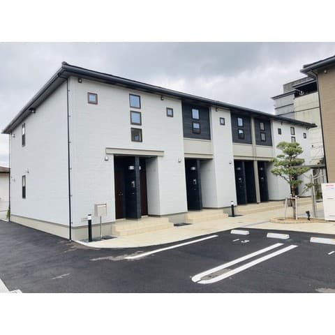 トリニティ・ベイ新別府　２