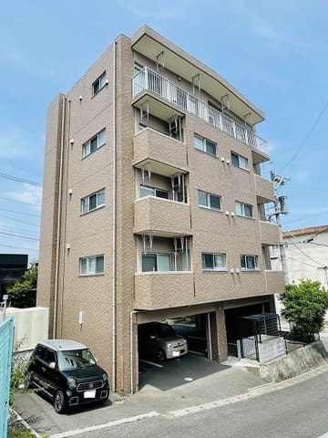 カーサそうえんの外観写真