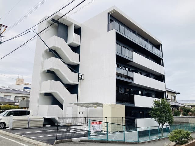 スカイメゾン⽯垣の外観写真