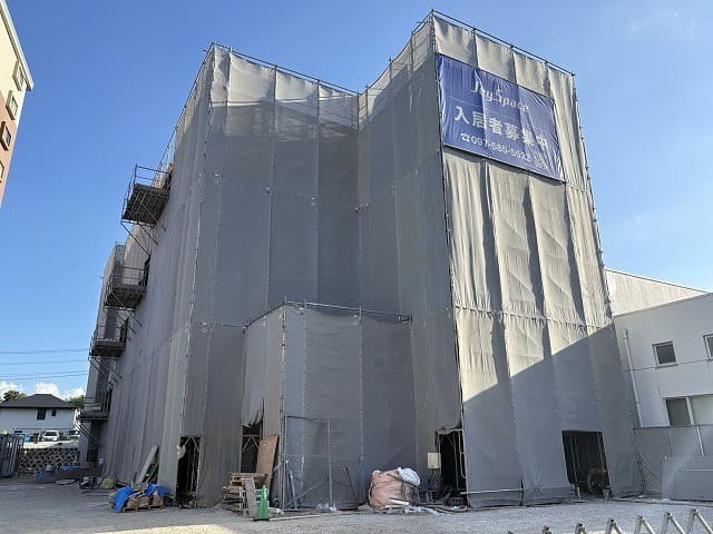 ZEUS日出の外観写真