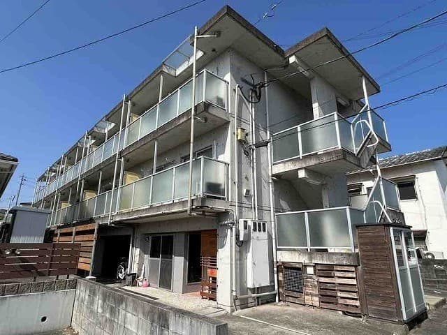 コーポ月ヶ平の外観写真