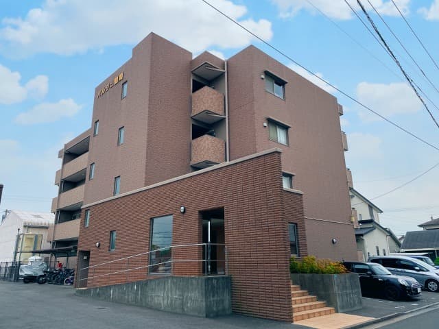 パルジュ鶴崎の外観写真