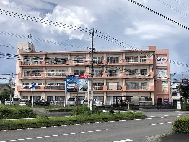 三芳ビルの外観写真