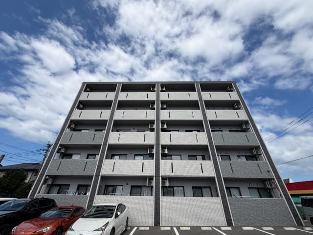 ロゼア鶴崎WEST