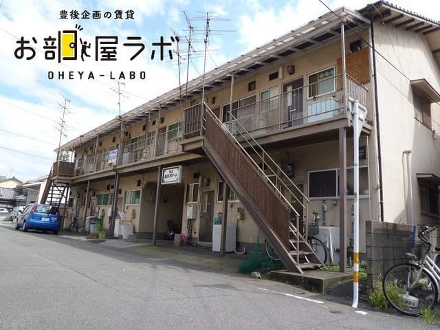 第2板井アパートの外観写真