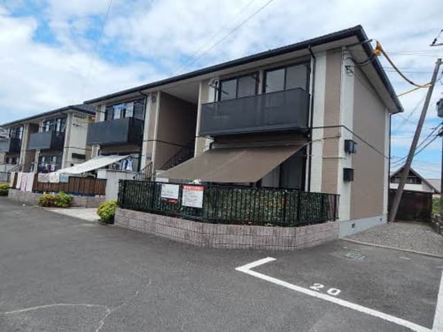 クレストコート関園 A