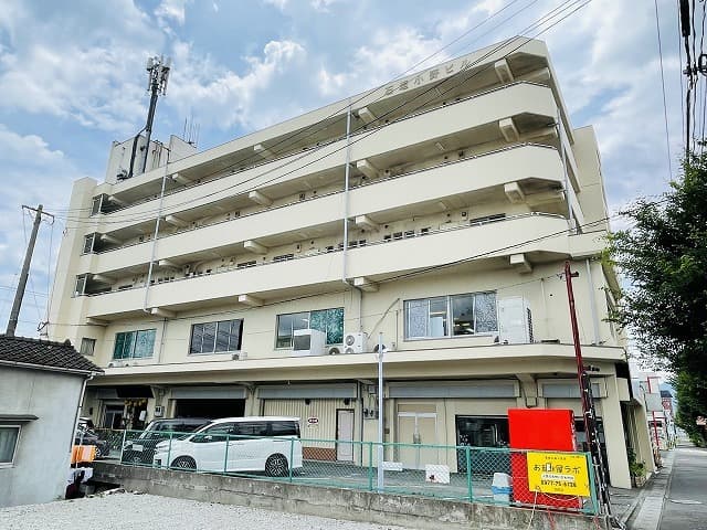 石垣小野ビルの外観写真